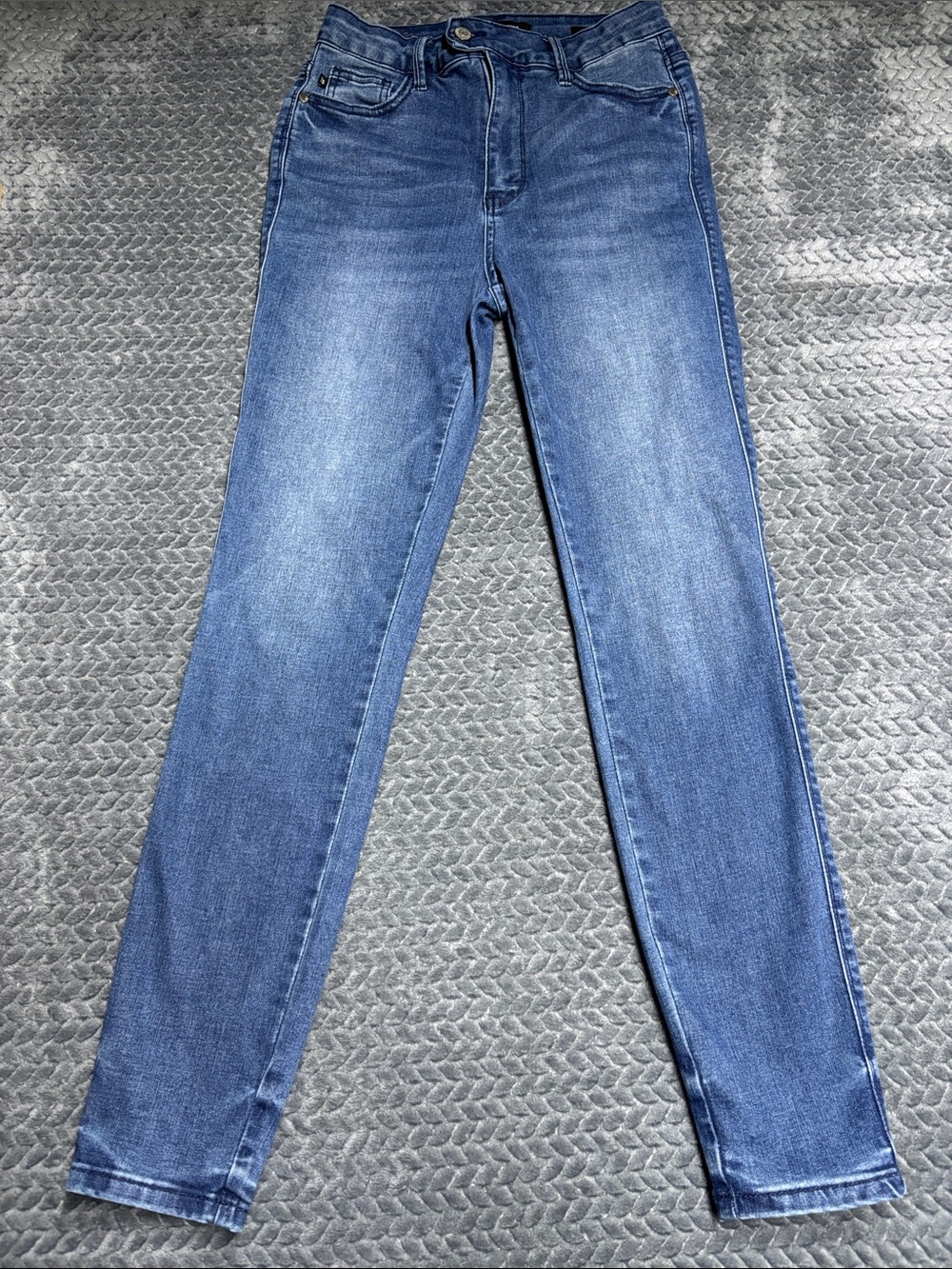 Judy Blue Medium Wash Skinny Fit Jeans